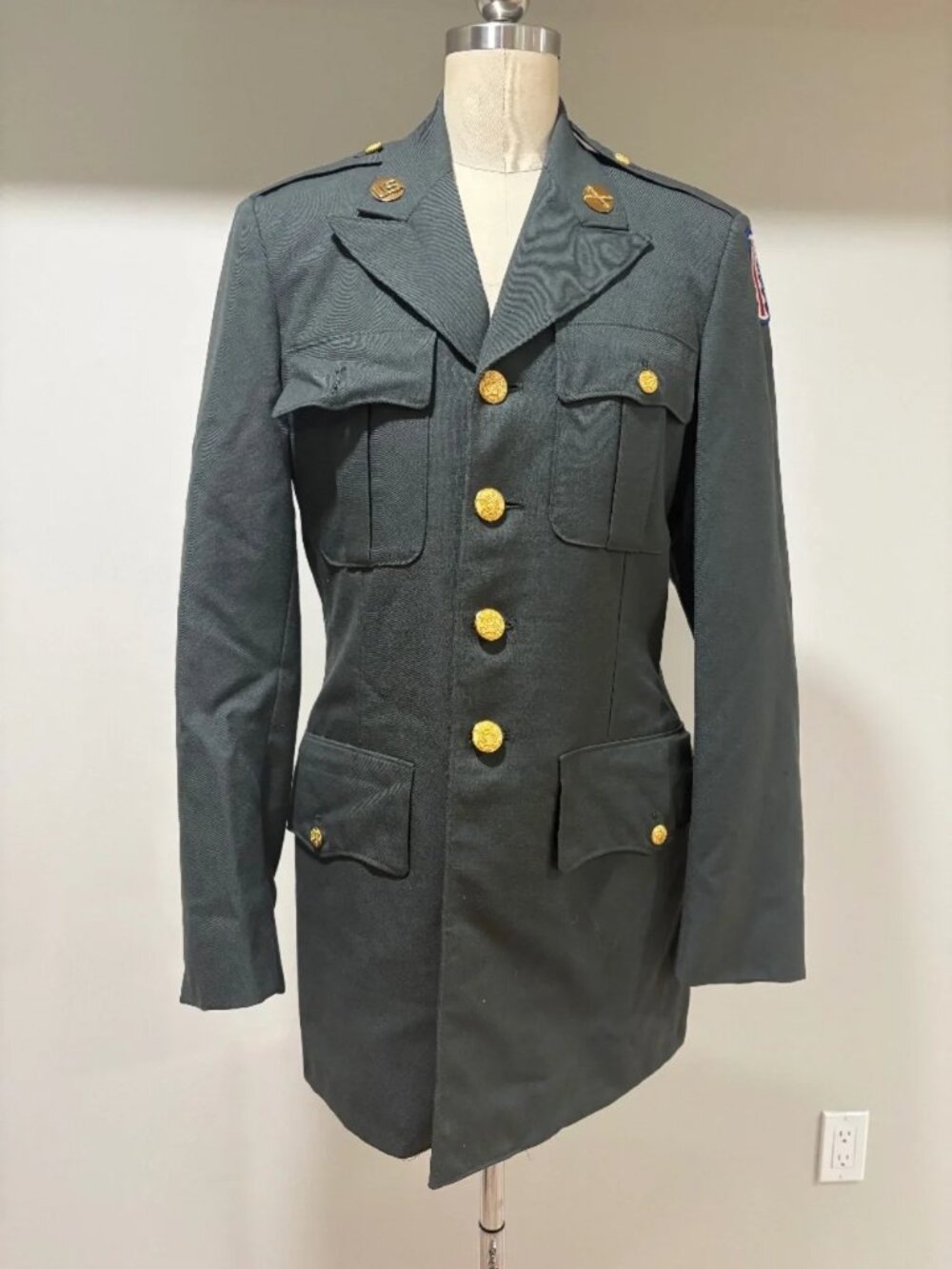 U.S. Army "Class A" VINTAGE Service Uniform Jacket - Size 35 Long
